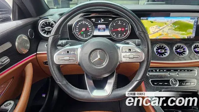 Mercedes-Benz E-Class 2018 — Şəkil 17/20