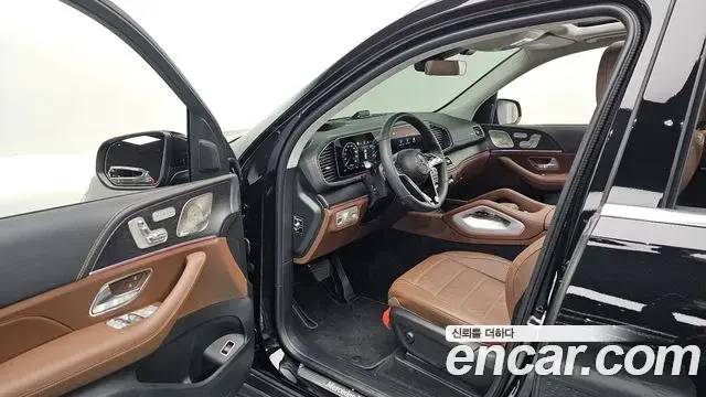 Mercedes-Benz GLE-Class 2025 — ფოტო 14/20