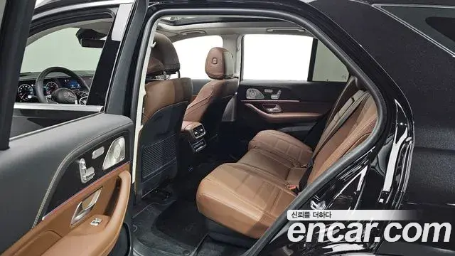 Mercedes-Benz GLE-Class 2025 — ფოტო 10/20