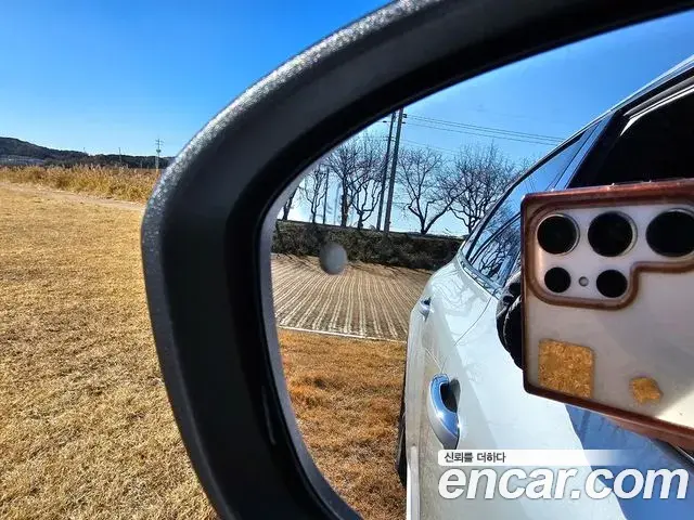 Renault Samsung SM6 2021 — ფოტო 17/18