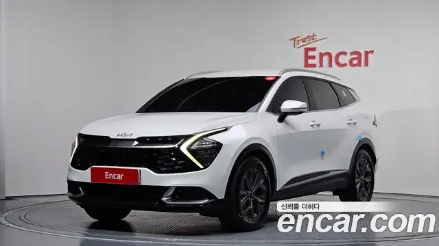 Kia Sportage 2021 — Фото 1/20