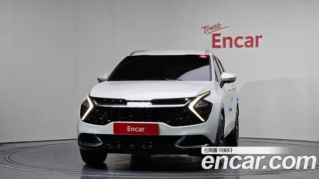 Kia Sportage 2021 — Фото 3/20