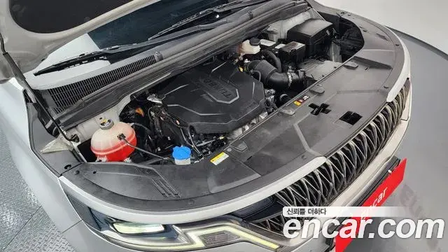 Kia Carnival 2022 — ფოტო 3/20