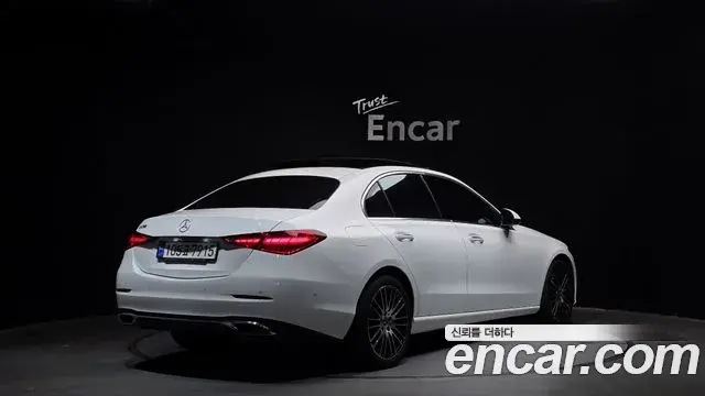 Mercedes-Benz C-Class 2022 — Фото 2/20