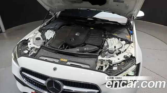 Mercedes-Benz C-Class 2022 — Фото 6/20