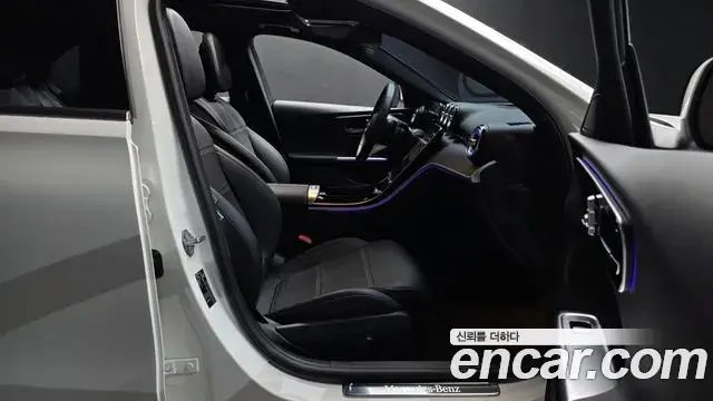 Mercedes-Benz C-Class 2022 — Фото 10/20