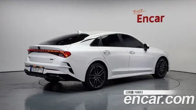 Kia K5 2021 — Şəkil 7/20