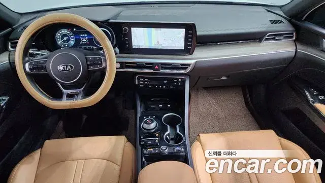 Kia K5 2021 — Şəkil 8/20