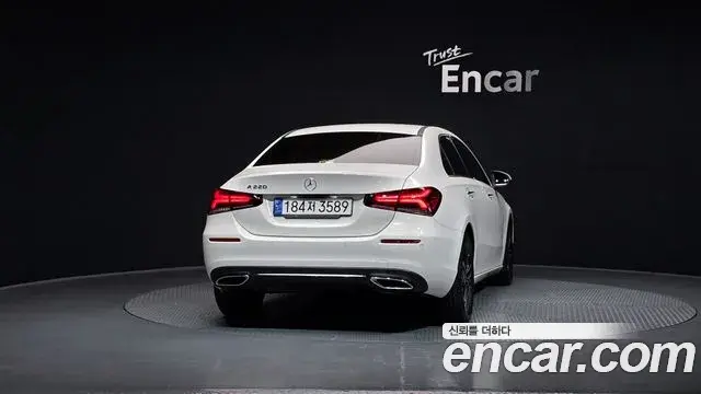 Mercedes-Benz A-Class 2022 — Фото 4/20