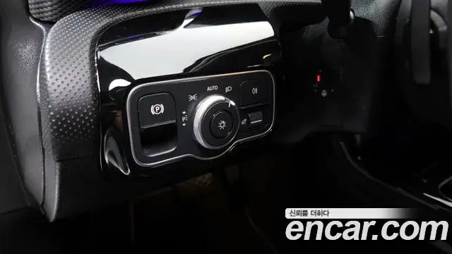 Mercedes-Benz A-Class 2022 — Фото 19/20