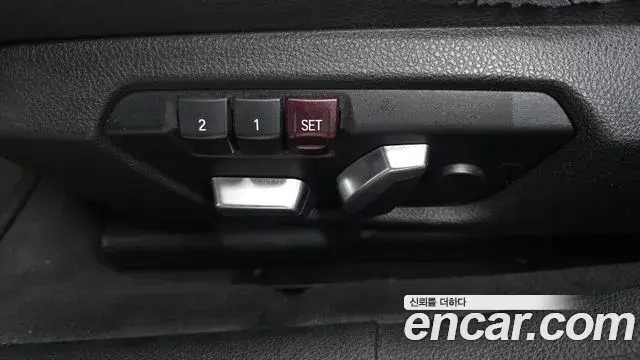 BMW 4 Series 2019 — Photo 17/20