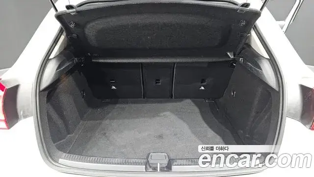 Mercedes-Benz A-Class 2019 — Şəkil 7/20