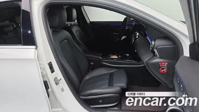 Mercedes-Benz A-Class 2024 — Photo 2/20