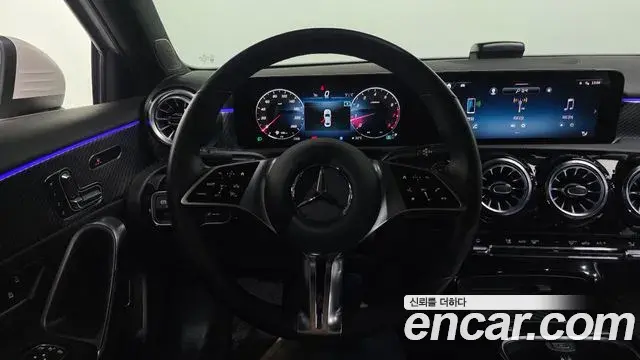 Mercedes-Benz A-Class 2024 — Photo 20/20