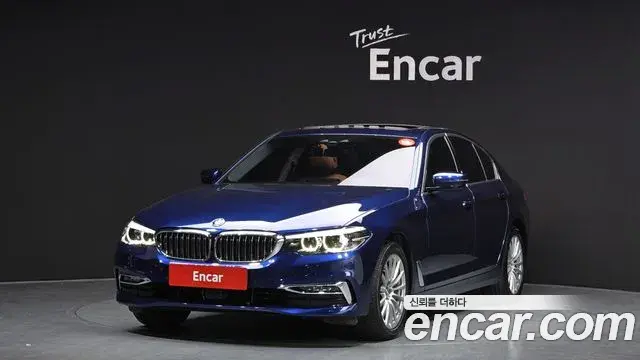 BMW 5 Series 2020 — Фото 1/20