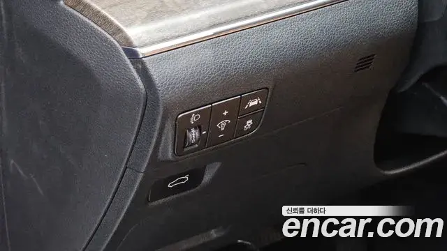 Kia K5 2020 — ფოტო 6/20