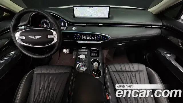 Genesis GV70 2022 — ფოტო 13/20