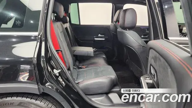 Mercedes-Benz GLB-Class 2021 — Şəkil 7/20
