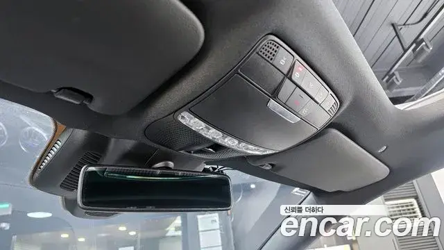 Mercedes-Benz E-Class 2019 — ფოტო 7/20