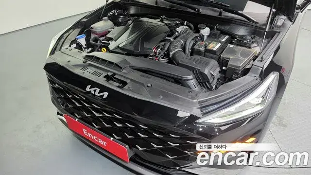 Kia K8 2021 — Şəkil 10/20