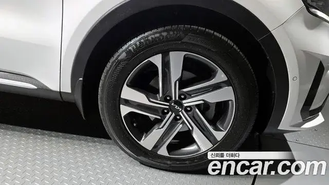 Kia Sorento 2022 — Şəkil 14/20