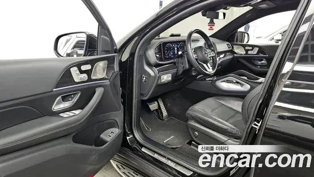 Mercedes-Benz GLE-Class 2023 — ფოტო 6/20