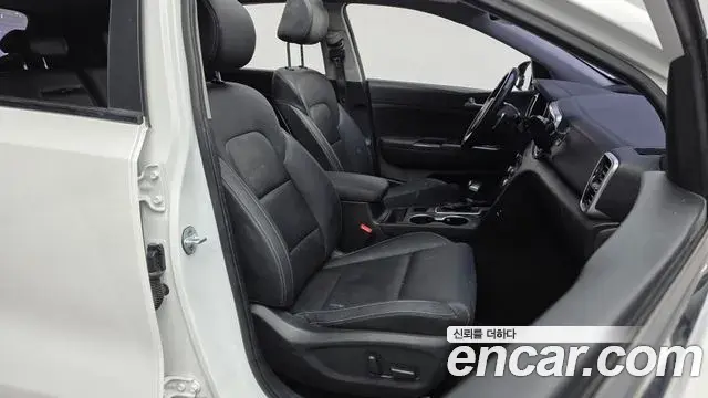 Kia Sportage The Bold 2019 — Фото 11/20