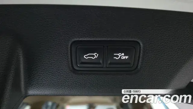 Kia Carnival 2023 — Фото 20/20