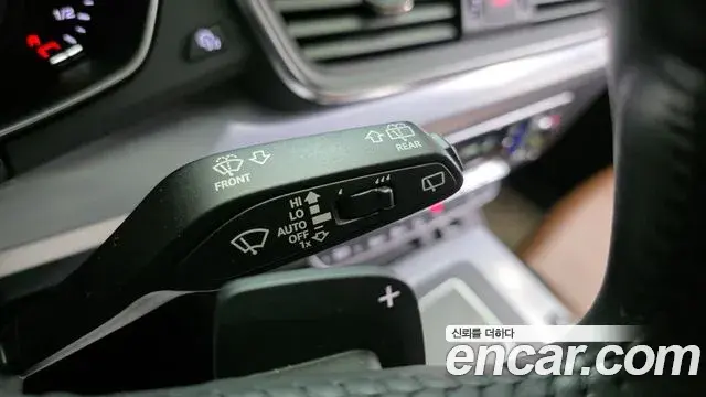 Audi Q5 2020 — Photo 19/20