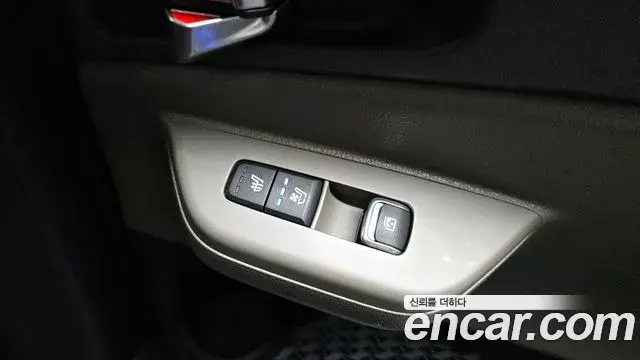 Kia Carnival 2024 — Şəkil 18/20