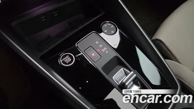 Audi A3 2023 — Şəkil 10/20