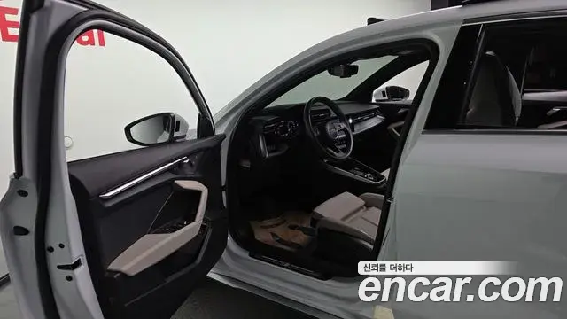 Audi A3 2023 — Şəkil 9/20