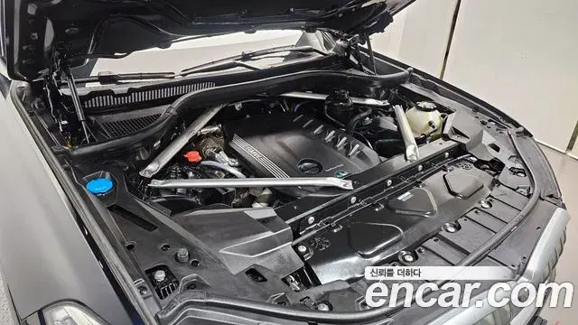 BMW X6 2023 — Photo 1/20