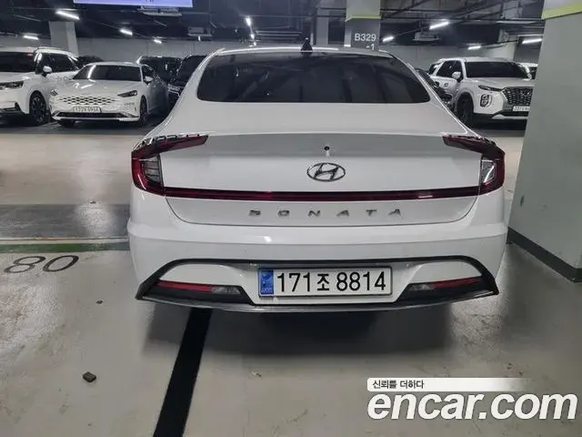 Hyundai Sonata 2021 — Фото 2/20