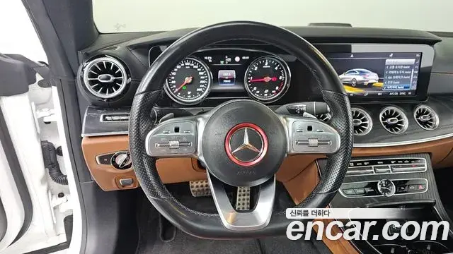 Mercedes-Benz E-Class 2018 — Фото 13/20