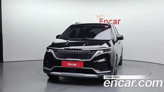 Kia Carnival 2022 — Фото 2/20