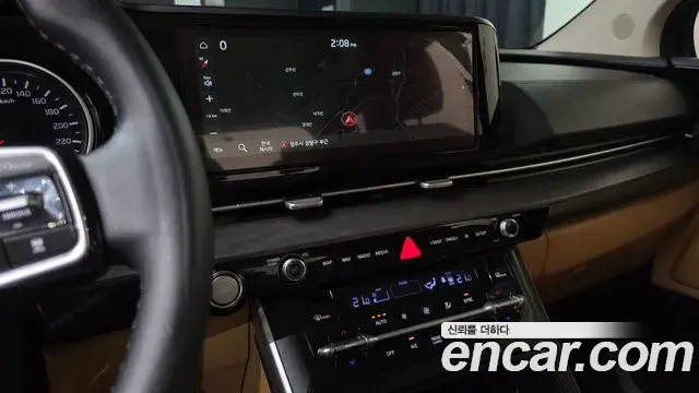 Kia Carnival 2022 — Фото 13/20