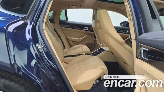Porsche Panamera 2021 — Şəkil 14/20