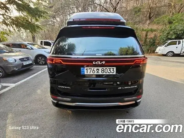 Kia Carnival 2022 — Photo 7/20