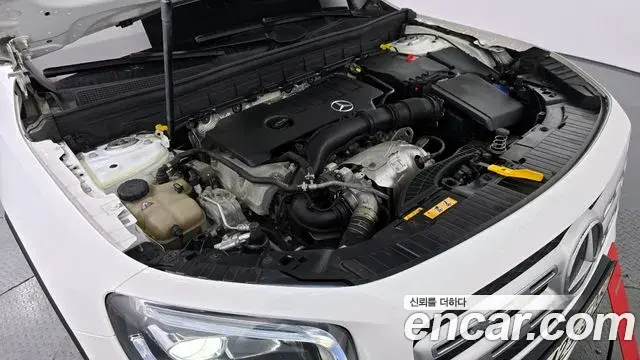 Mercedes-Benz GLB-Class 2020 — Фото 6/20