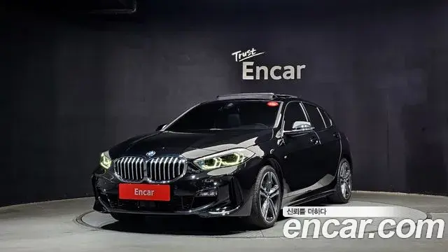 BMW 1 Series 2024 — ფოტო 1/20