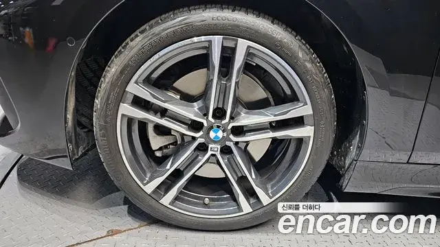 BMW 1 Series 2024 — ფოტო 6/20
