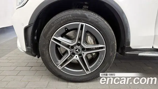 Mercedes-Benz GLC-Class 2021 — ფოტო 9/20