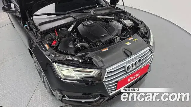Audi A4 2019 — ფოტო 17/20