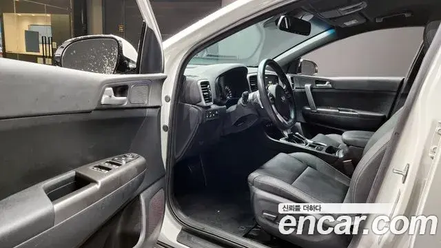 Kia Sportage The Bold 2020 — Şəkil 18/20