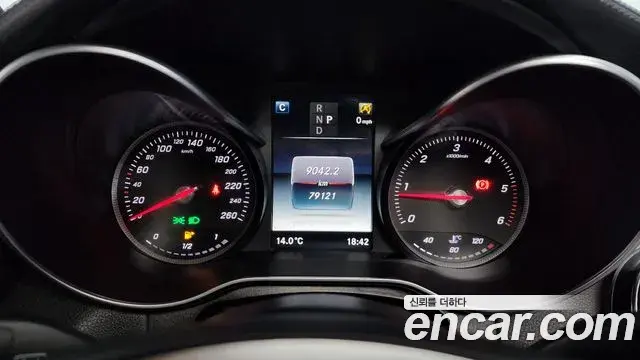 Mercedes-Benz GLC-Class 2018 — Фото 8/20