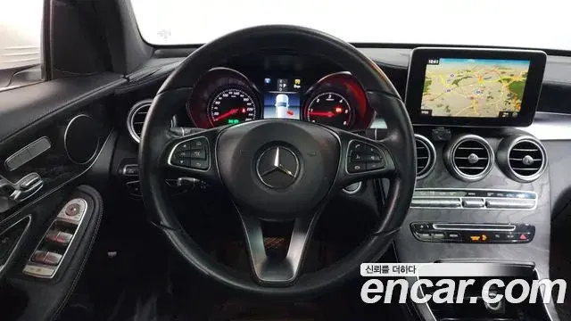 Mercedes-Benz GLC-Class 2018 — Фото 13/20