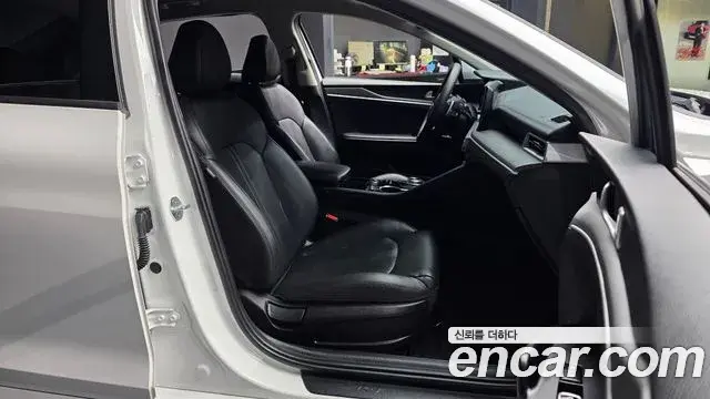 Kia K5 2020 — Photo 16/21