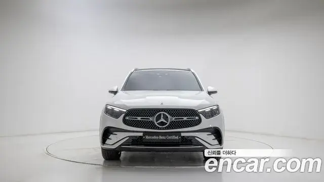 Mercedes-Benz GLC-Class 2025 — Photo 9/19