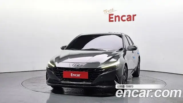 Hyundai The New Avante Hybrid 2022 — ფოტო 11/20